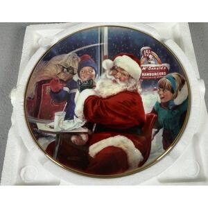 McDonald's McMemories Santa A Well Deserved Break Collector Plate 1995 2729A